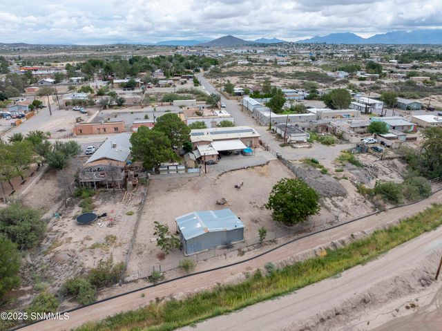 5351 Cristo Rey Street, Dona Ana, NM 88032