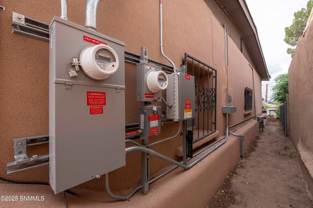 5351 Cristo Rey Street, Dona Ana, NM 88032