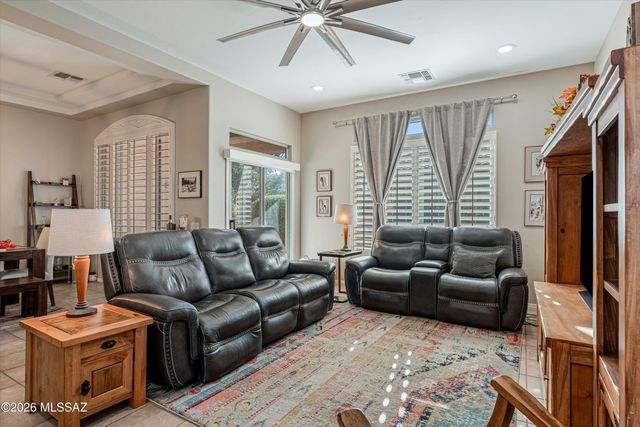 5070 W Jointfir Lane, Marana, AZ 85658
