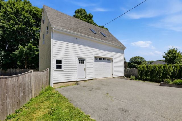 39 Main St, Saugus, MA 01906
