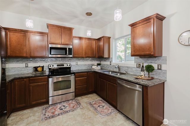 2291 SE Kelby Circle, Port Orchard, WA 98366