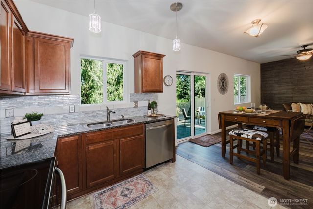 2291 SE Kelby Circle, Port Orchard, WA 98366