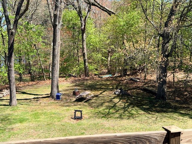 28 Robinhood Rd, Natick, MA 01760