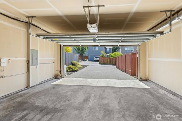 9512 226th Place NE, Redmond, WA 98053