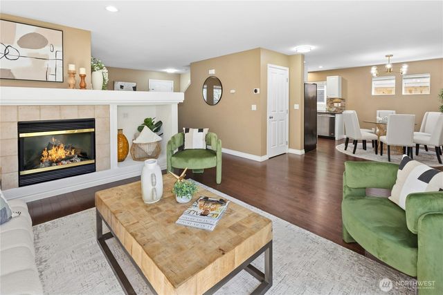 9512 226th Place NE, Redmond, WA 98053