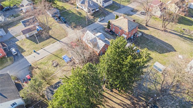 8 Elm Street, Bessemer, PA 16112