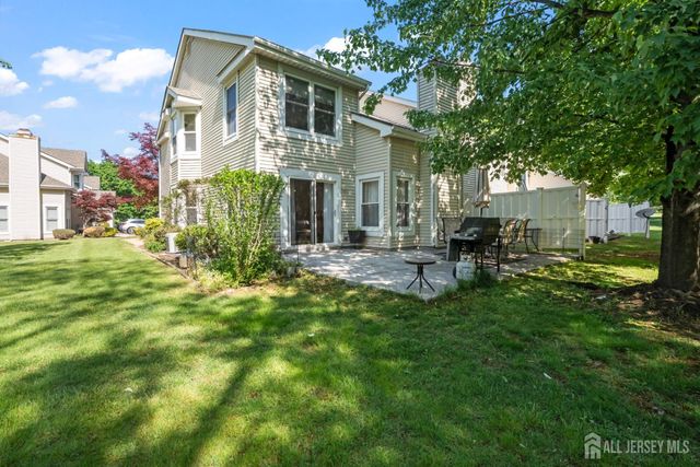 112 Lloyd Court, East Brunswick, NJ 08816