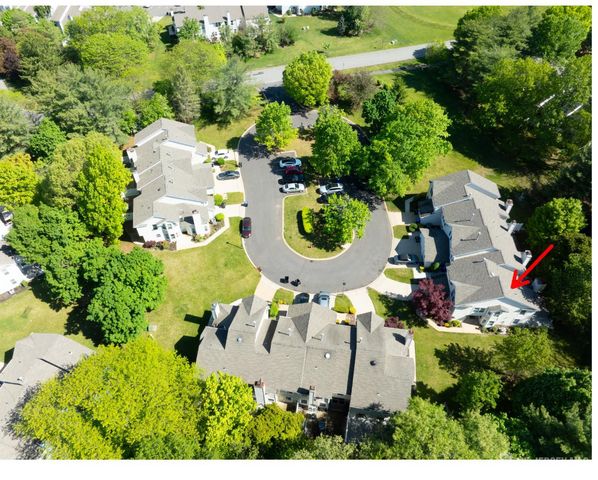112 Lloyd Court, East Brunswick, NJ 08816