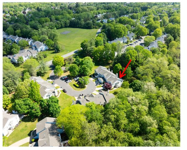 112 Lloyd Court, East Brunswick, NJ 08816
