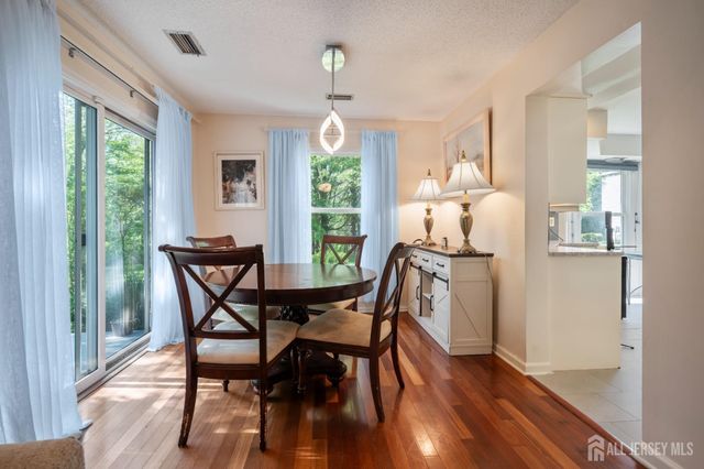 112 Lloyd Court, East Brunswick, NJ 08816