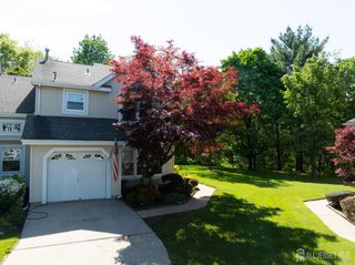 112 Lloyd Court, East Brunswick, NJ 08816