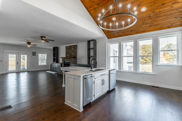 150 Ken Visage Lane, Lafayette, GA 30728