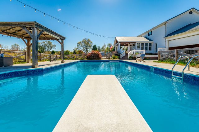 150 Ken Visage Lane, Lafayette, GA 30728