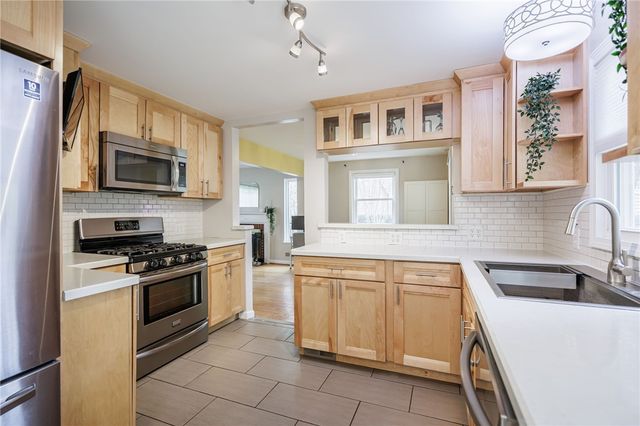 35 Stewart Drive, Gates, NY 14624