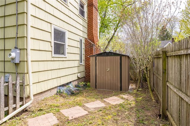 35 Stewart Drive, Gates, NY 14624