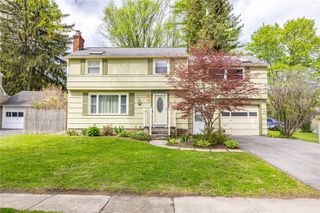 35 Stewart Drive, Gates, NY 14624