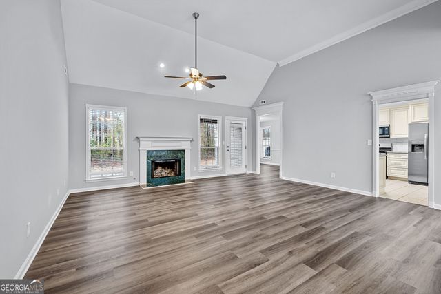 193 Kingsbrook Circle, Newnan, GA 30265