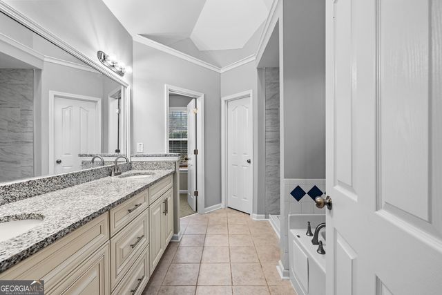 193 Kingsbrook Circle, Newnan, GA 30265