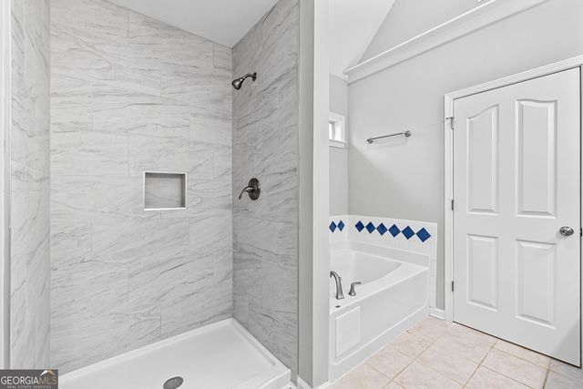 193 Kingsbrook Circle, Newnan, GA 30265