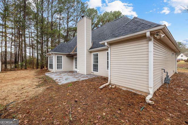 193 Kingsbrook Circle, Newnan, GA 30265