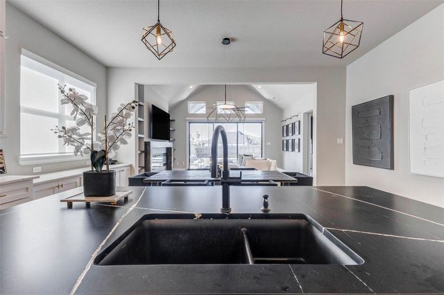 1719 Rustling Creek Drive, Missouri City, TX 77459