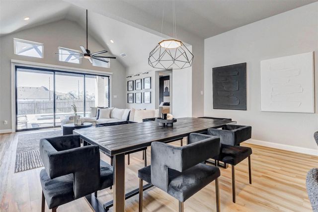 1719 Rustling Creek Drive, Missouri City, TX 77459