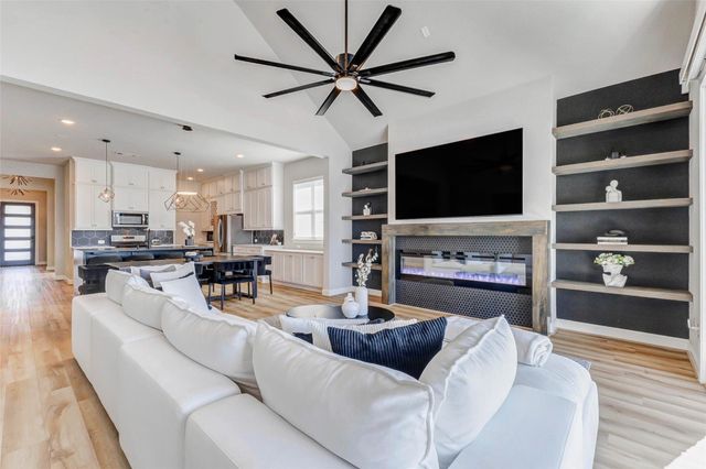 1719 Rustling Creek Drive, Missouri City, TX 77459