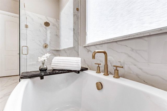 1719 Rustling Creek Drive, Missouri City, TX 77459