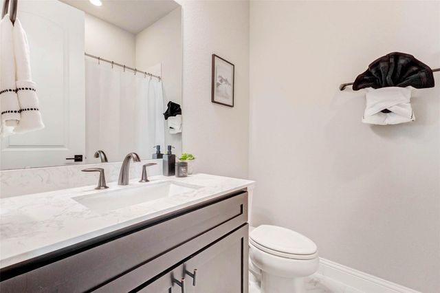 1719 Rustling Creek Drive, Missouri City, TX 77459