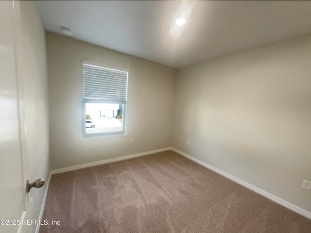 10560 MAIDSTONE COVE Drive, Jacksonville, FL 32218