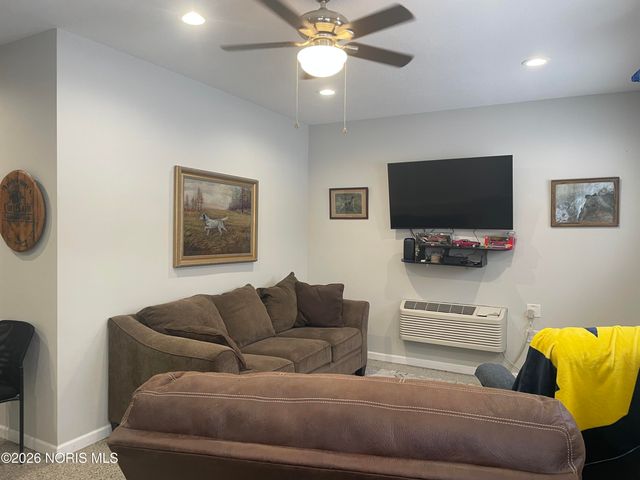 5844 Township Road 243, Findlay, OH 45840