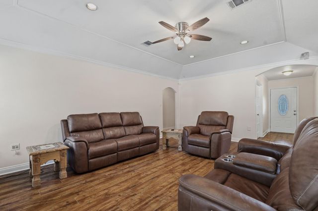 10985 Woods Lane, Cleveland, TX 77328