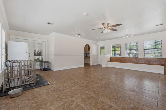 10985 Woods Lane, Cleveland, TX 77328