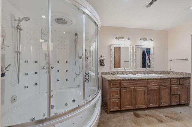 10985 Woods Lane, Cleveland, TX 77328