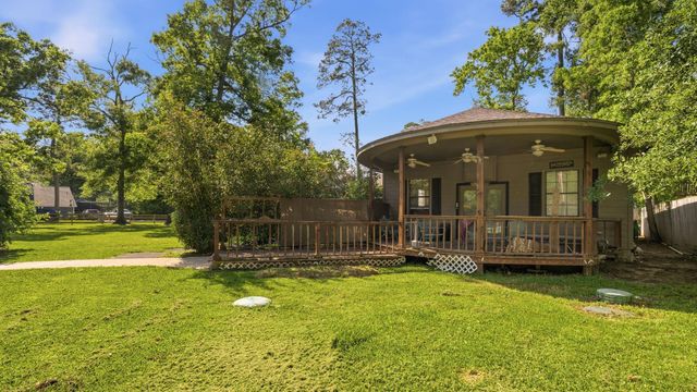 10985 Woods Lane, Cleveland, TX 77328