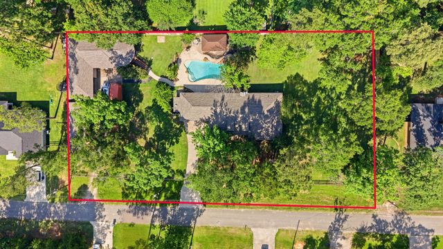 10985 Woods Lane, Cleveland, TX 77328