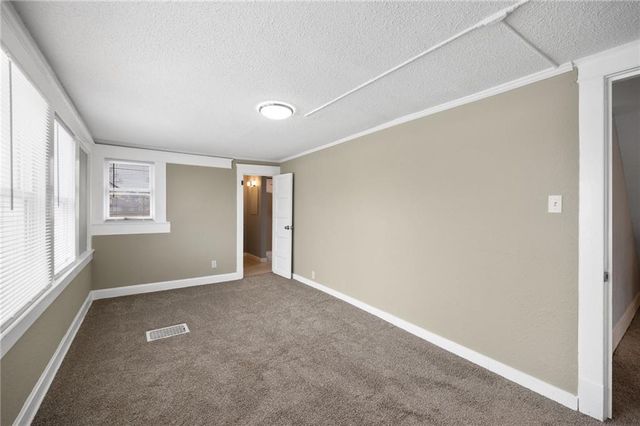 1036 Sandusky Avenue, Kansas City, KS 66102