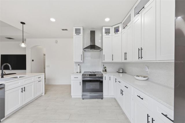 14033 BRADBURY ROAD, Orlando, FL 32828