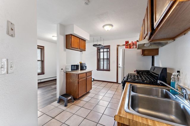 3101 E 24th Street, Minneapolis, MN 55406