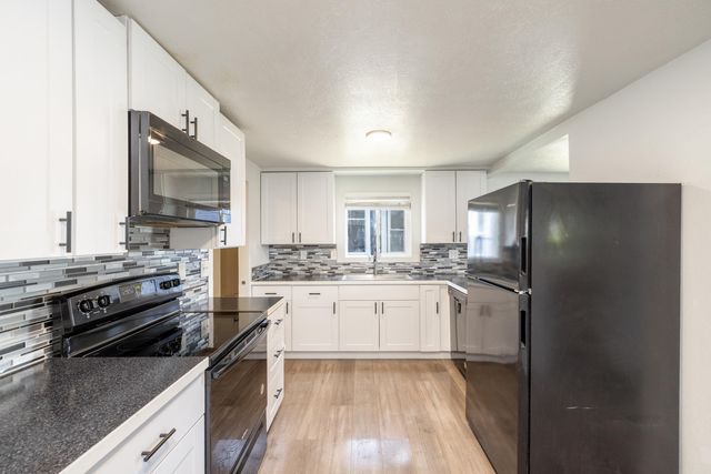 1818 W Nora Ave, Spokane, WA 99205