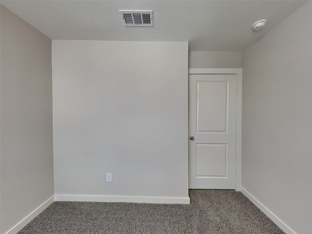 1029 Fallgate Drive, Saginaw, TX 76179