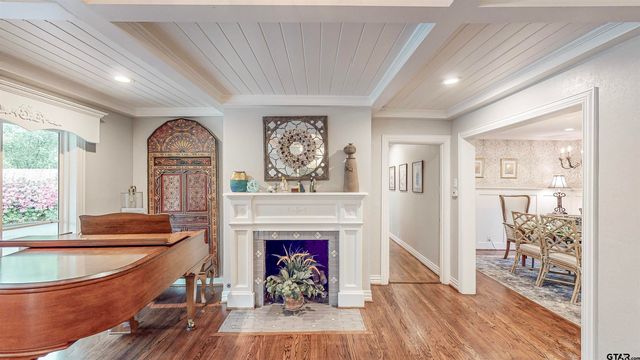 1401 Belmont Dr, Tyler, TX 75701