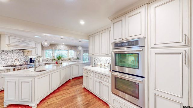 1401 Belmont Dr, Tyler, TX 75701
