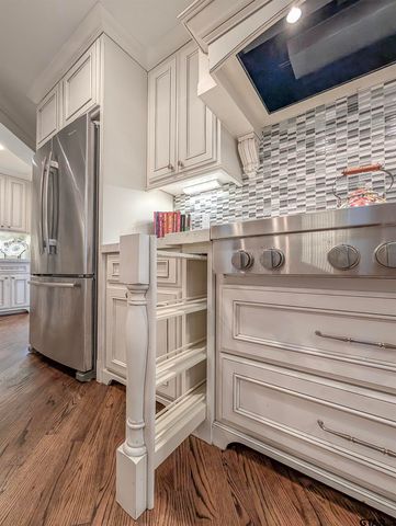 1401 Belmont Dr, Tyler, TX 75701