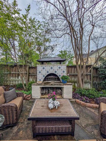 1401 Belmont Dr, Tyler, TX 75701