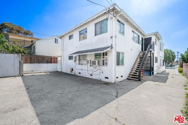2629 S Garth Avenue, Los Angeles, CA 90034