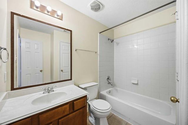 14015 Crossvale Lane, Houston, TX 77047