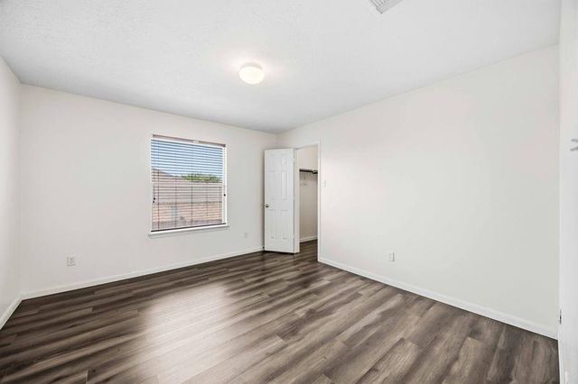 14015 Crossvale Lane, Houston, TX 77047