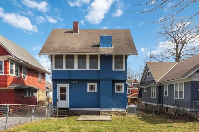 136 Lawn Avenue, Kansas City, MO 64123