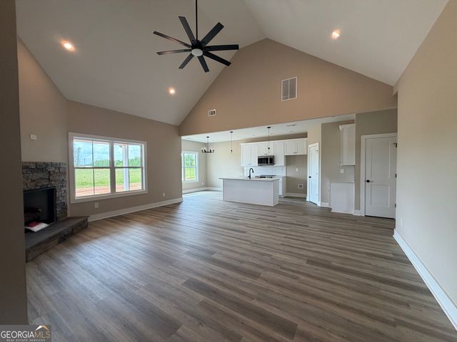 54 Melville Brown Road, Williamson, GA 30292